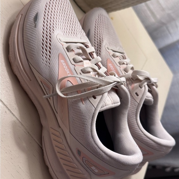 Light Pink Running Shoes